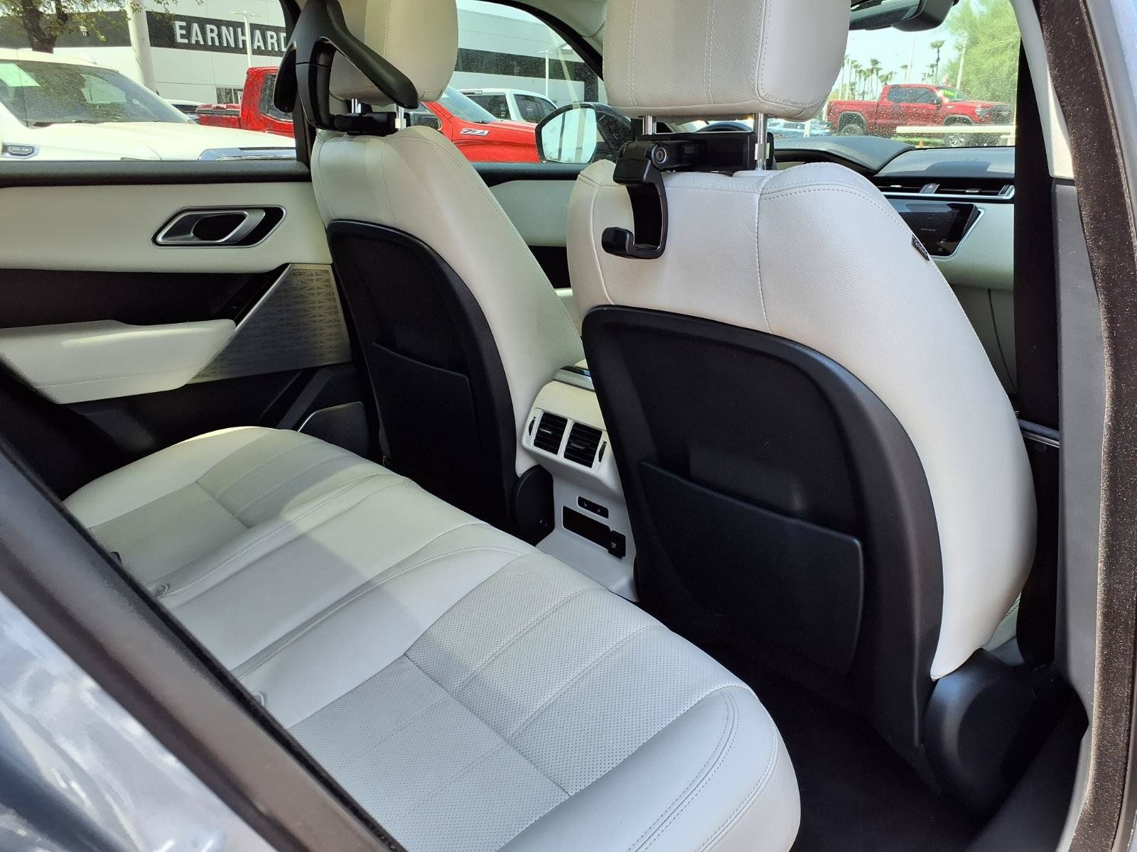 Used 2021 Land Rover Range Rover Velar S AWD/4WD image 13