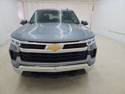 Used 2024 Chevrolet Silverado 1500 LT AWD/4WD image 11