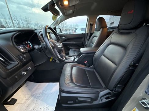 Certified 2022 GMC Canyon AT4 w/ Trailering Package image 18