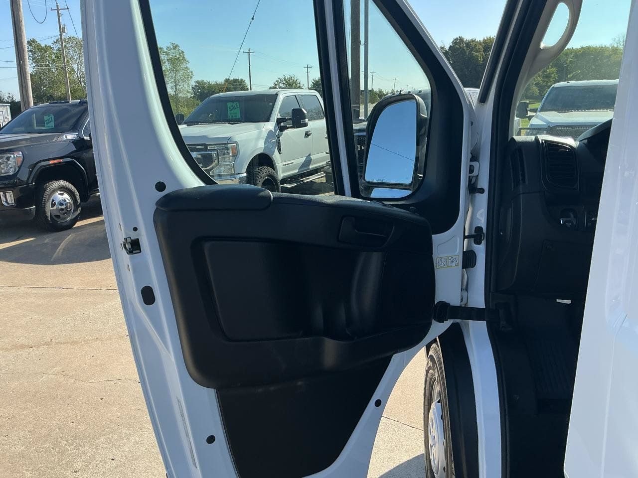 Used 2023 RAM ProMaster 1500 FWD image 9