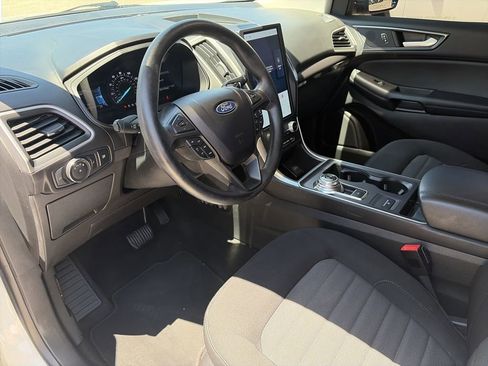 Used 2023 Ford Edge SE AWD/4WD image 11
