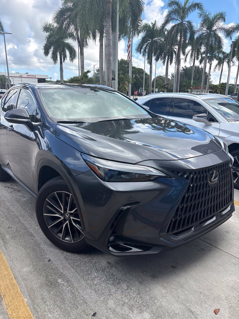 Certified 2025 Lexus NX 250 FWD w/ Accessory Package (K3) image 1