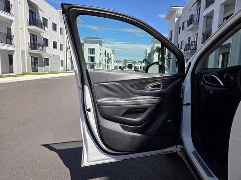 Used 2015 Buick Encore Leather image 37