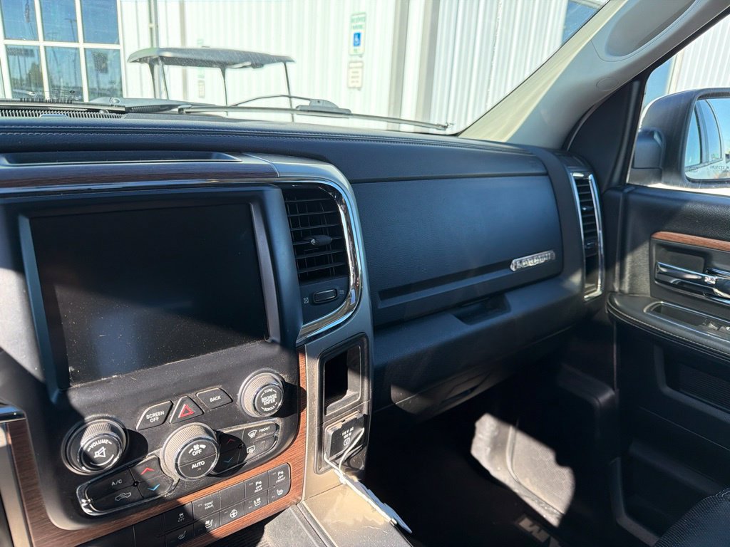 Used 2015 RAM 1500 Laramie w/ Convenience Group AWD/4WD image 21