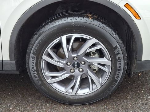 Used 2024 Lincoln Corsair AWD w/ Equipment Group 101A image 8