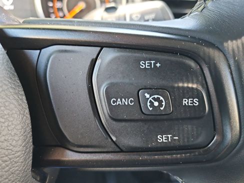 Used 2018 Jeep Wrangler Unlimited Sport S AWD/4WD image 27