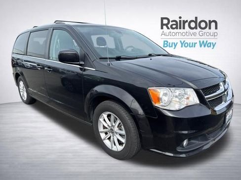 Used 2018 Dodge Grand Caravan SXT image 1