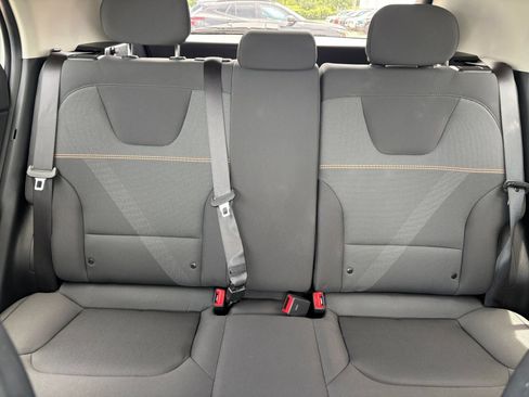 Used 2026 Kia Niro LX FWD image 36