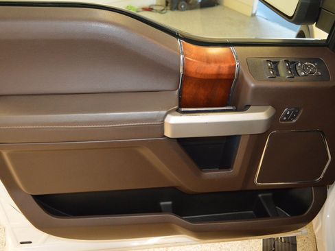 Used 2019 Ford F150 King Ranch w/ Equipment Group 601A Luxury image 14