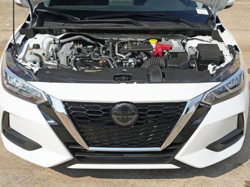 Used 2022 Nissan Sentra SV w/ Trunk Package FWD image 7