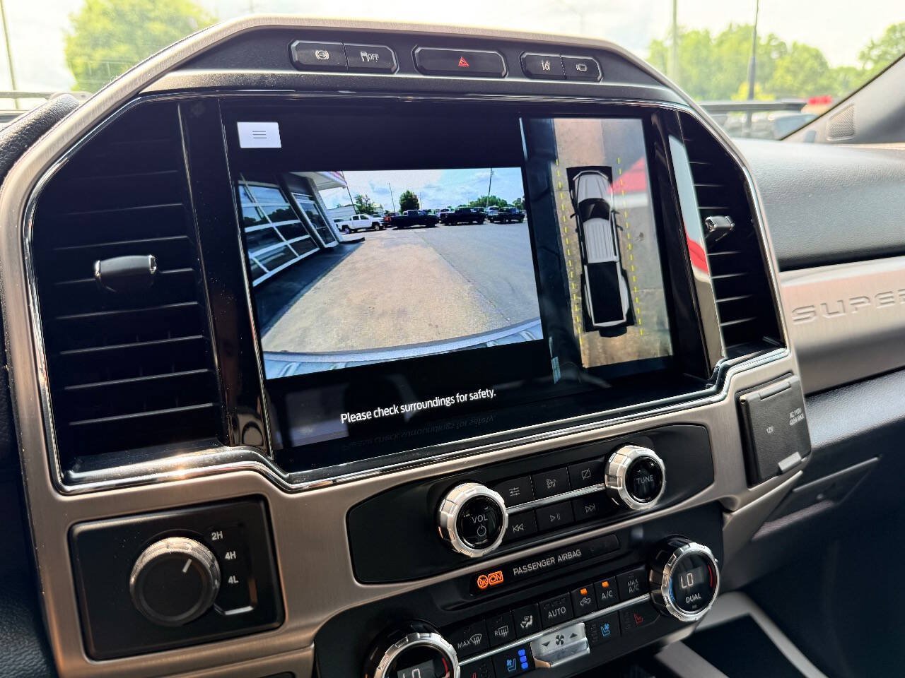 Used 2022 Ford F350 Platinum AWD/4WD image 33