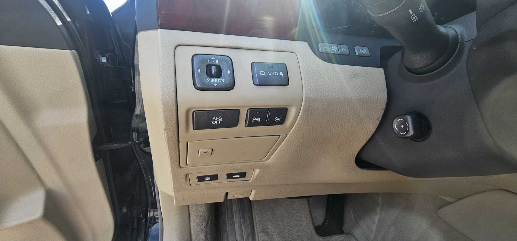 Used 2008 Lexus LS 460 RWD image 17