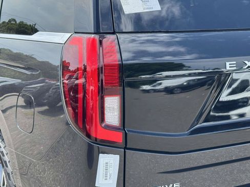 New 2026 Ford Expedition Active AWD/4WD image 9
