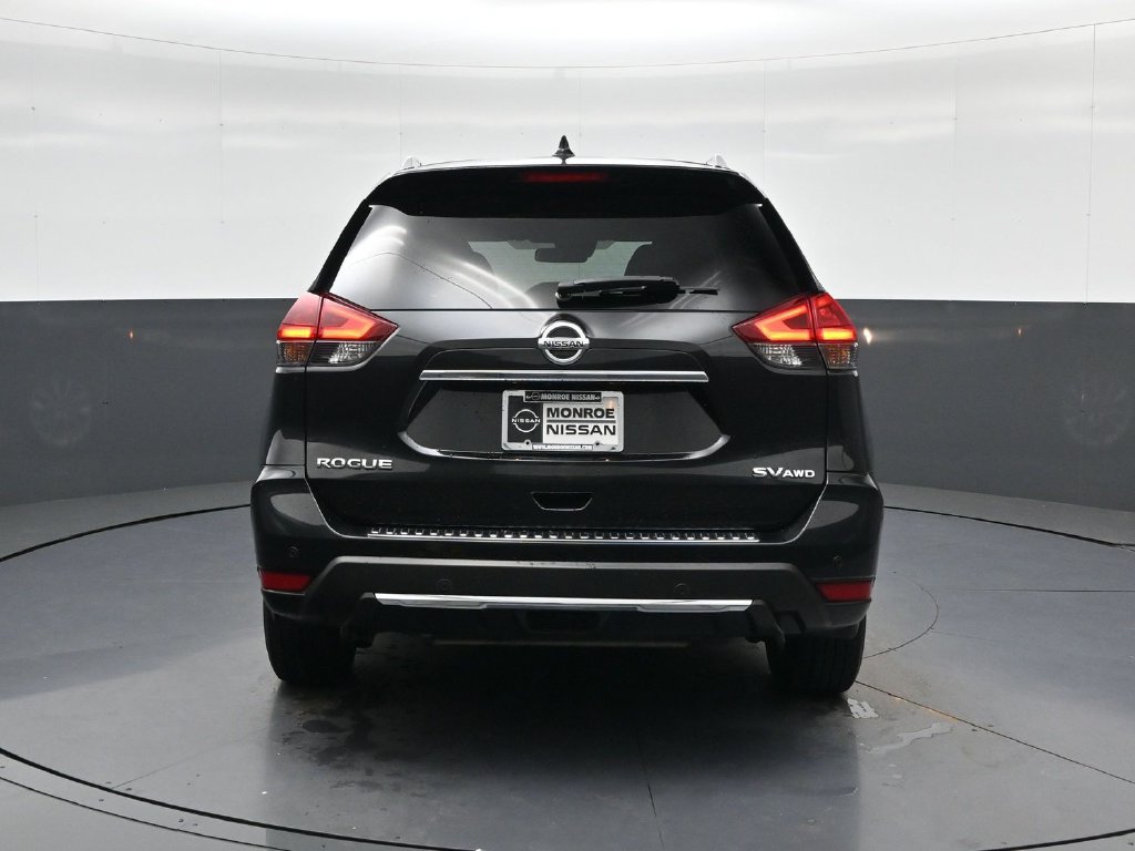 Used 2019 Nissan Rogue SV AWD/4WD image 8