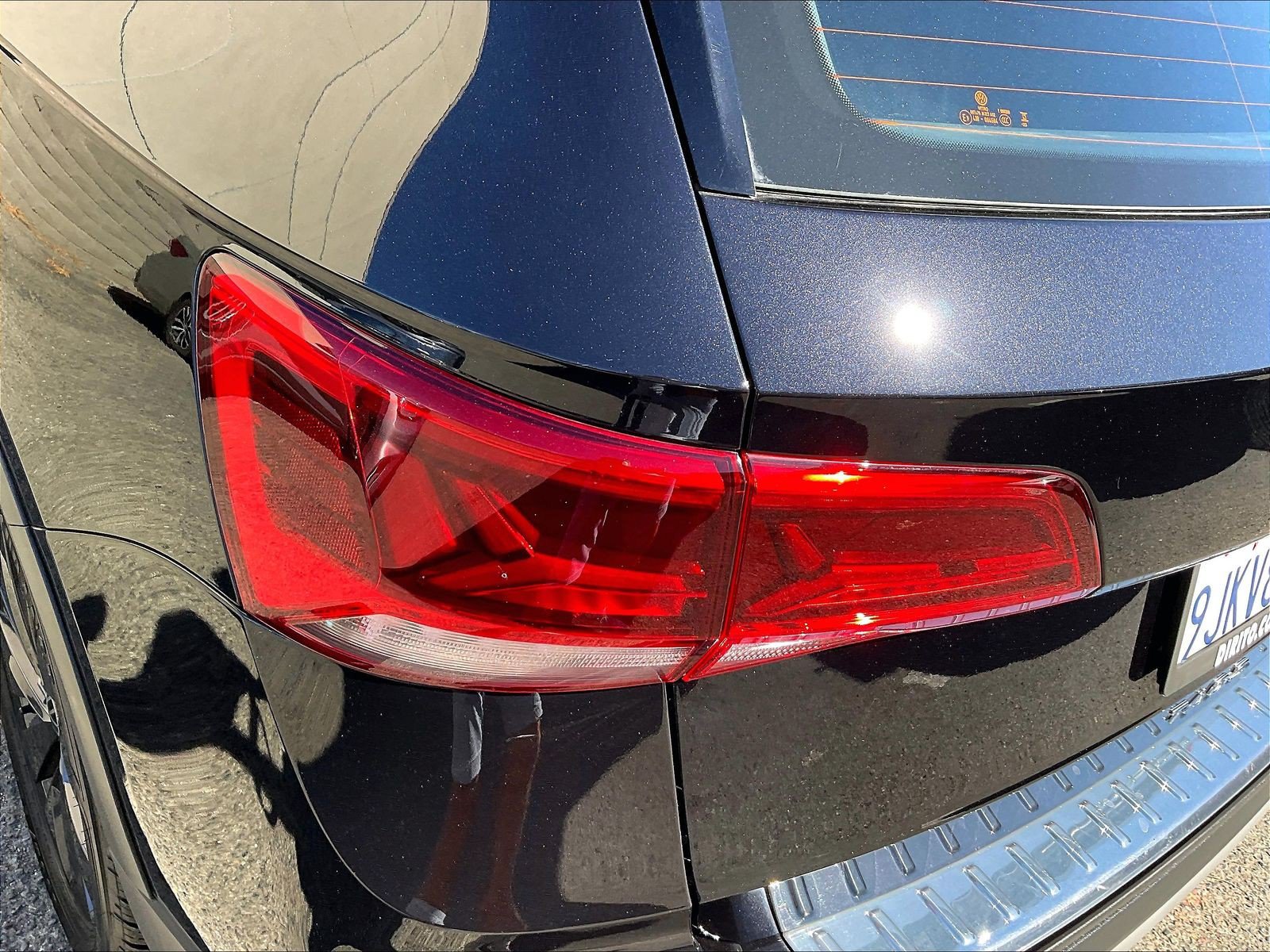Certified 2023 Volkswagen Taos S FWD image 28