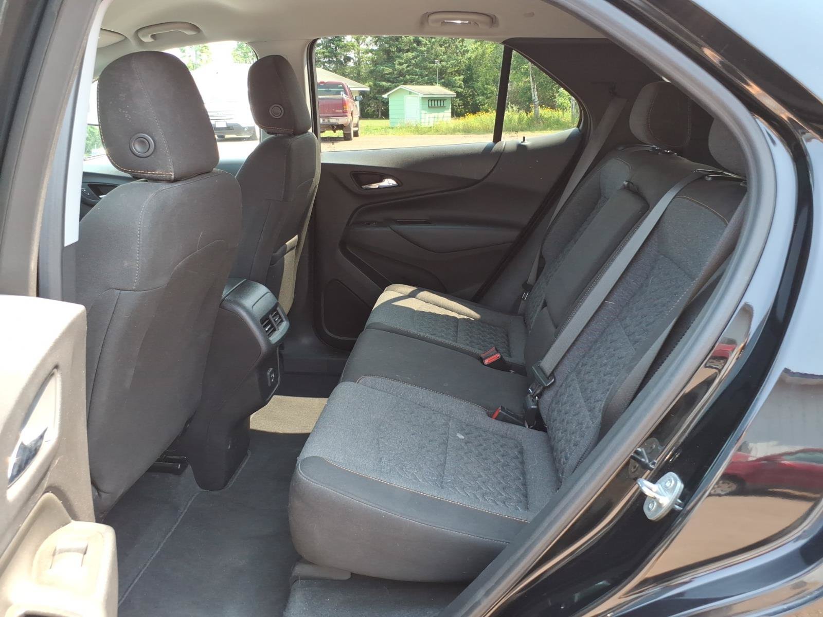 Used 2022 Chevrolet Equinox LT AWD/4WD image 11