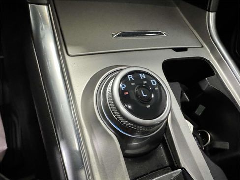 Used 2022 Ford Explorer XLT w/ Equipment Group 202A image 26