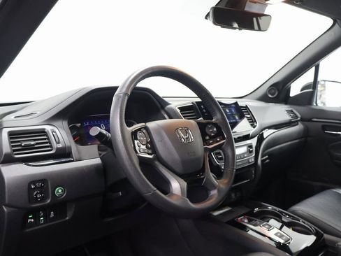 Used 2019 Honda Passport Elite image 15