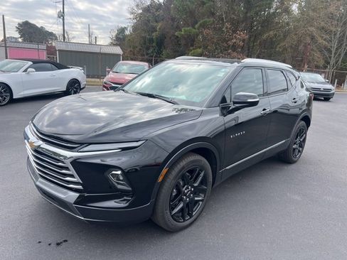 Used 2023 Chevrolet Blazer Premier w/ Enhanced Convenience Package image 1