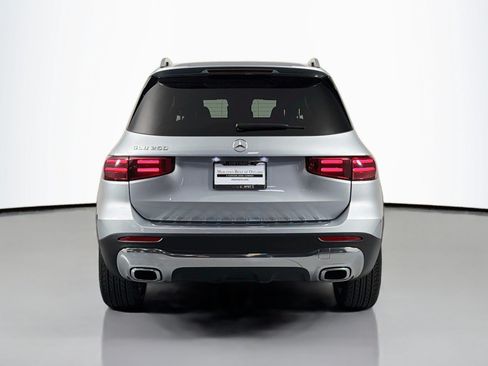 Used 2026 Mercedes-Benz GLB 250 image 3