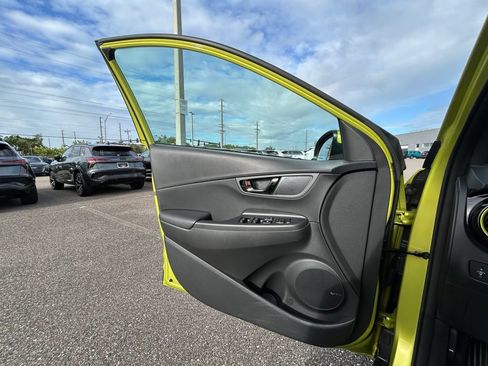 Used 2020 Hyundai Kona Limited AWD/4WD image 62