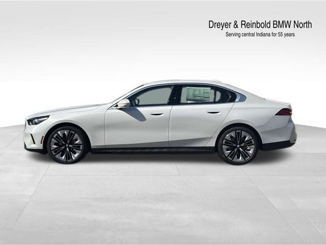 New 2027 BMW 530i xDrive w/ Premium Package AWD/4WD image 2