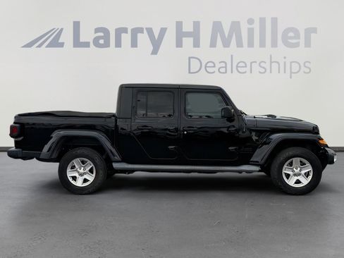 Used 2020 Jeep Gladiator Sport w/ Quick Order Package 24S AWD/4WD image 7