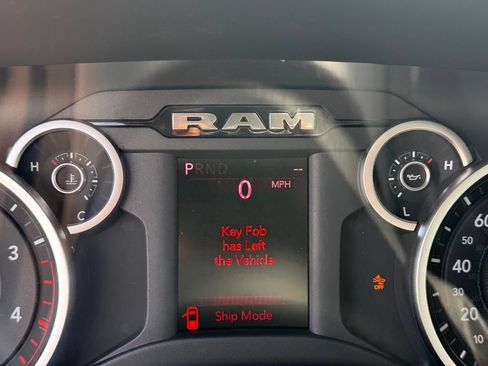 New 2027 RAM 5500 Tradesman w/ Chrome Appearance Group AWD/4WD image 13