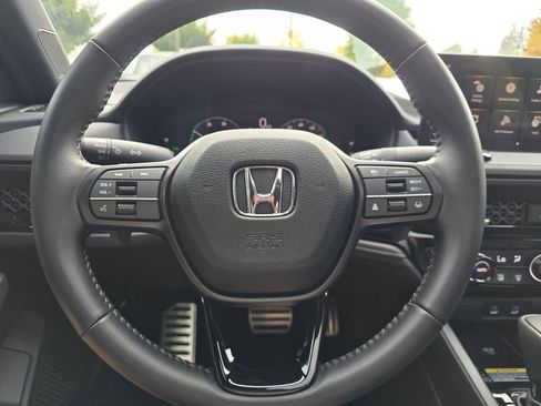 Certified 2025 Honda Accord Sport image 15