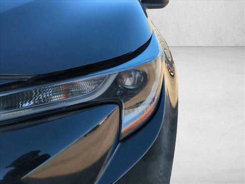 Used 2022 Toyota Corolla L image 5