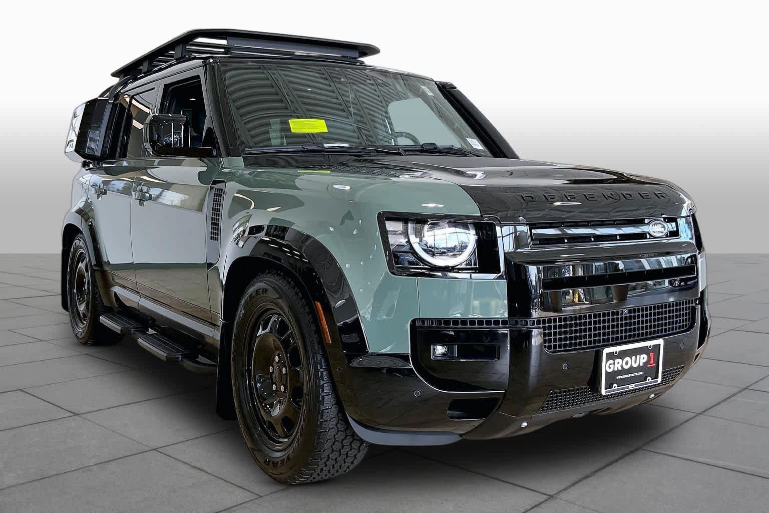 New 2026 Land Rover Defender 110 AWD/4WD image 17