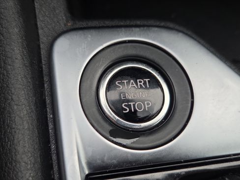 Used 2022 Nissan Sentra SV image 25