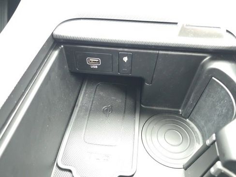 Used 2023 Hyundai Palisade SEL w/ Premium Package image 21