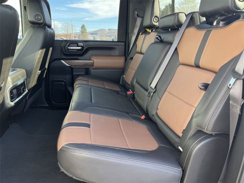 Certified 2022 Chevrolet Silverado 2500 High Country w/ Z71 Off-Road Package image 25