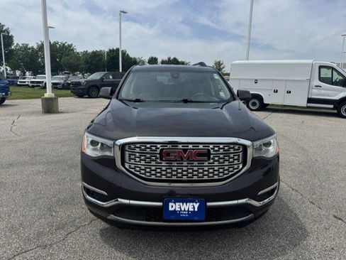 Used 2018 GMC Acadia Denali w/ Technology Package AWD/4WD image 2