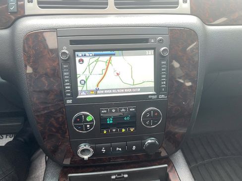 Used 2013 GMC Yukon Denali image 54