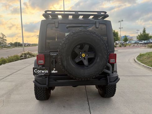 Used 2014 Jeep Wrangler Unlimited Sport w/ Quick Order Package 23S AWD/4WD image 27
