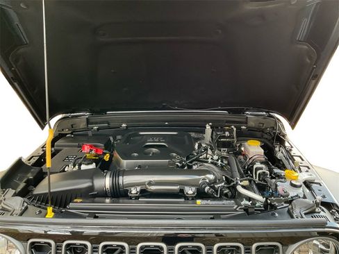 Used 2025 Jeep Wrangler Sport image 14