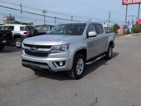 Used 2020 Chevrolet Colorado LT w/ LT Convenience Package image 4