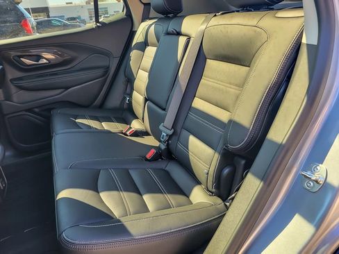 Used 2024 GMC Terrain Denali w/ Denali Premium Package image 12