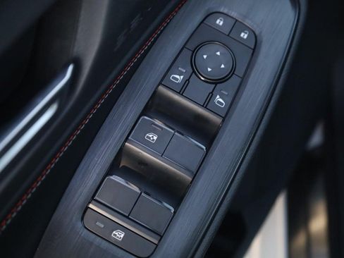 New 2026 Nissan Sentra SR w/ SR Premium Package FWD image 11