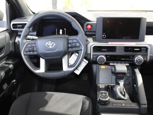 New 2026 Toyota 4Runner 4WD image 2