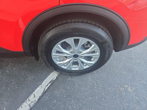 Used 2024 Ford Escape Active image 17