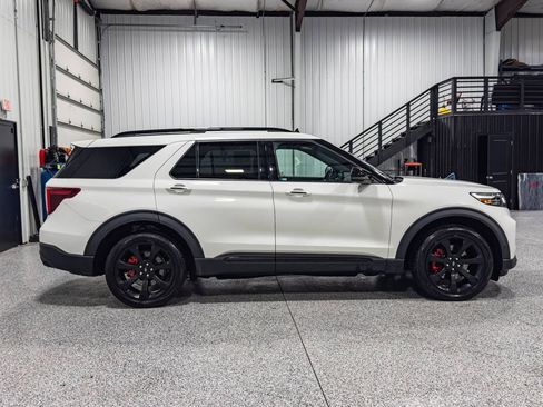 Used 2020 Ford Explorer ST w/ ST Street Pack AWD/4WD image 6