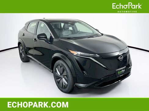 Used 2023 Nissan Ariya FWD image 1