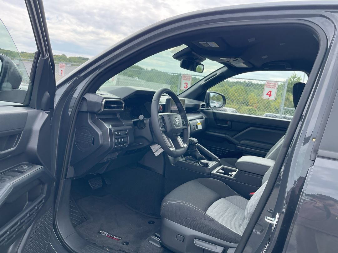 Used 2026 Toyota 4Runner TRD Off-Road AWD/4WD image 11