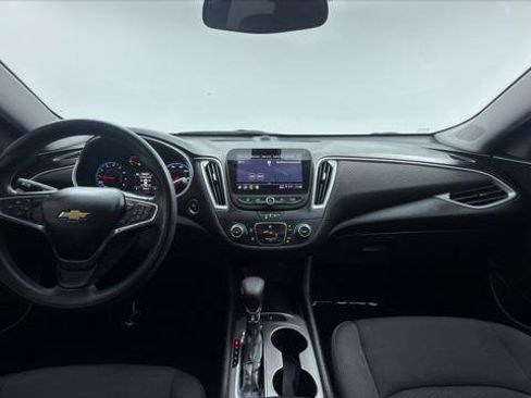 Used 2022 Chevrolet Malibu LS FWD image 26