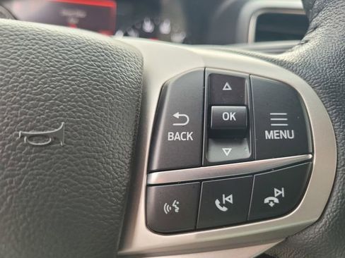 Certified 2022 Ford Explorer XLT w/ Equipment Group 202A image 26