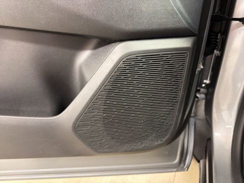 Used 2025 Chevrolet Equinox LT FWD image 20
