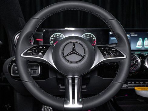 Used 2026 Mercedes-Benz CLA 250 image 21